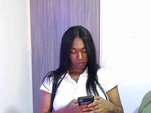 ReginaCorleone webcam