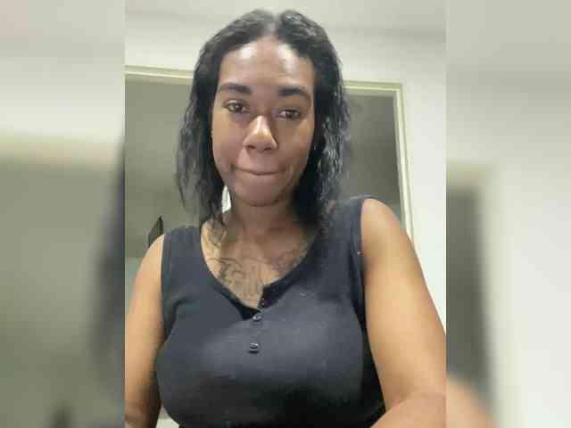 ReginaCorleone webcam