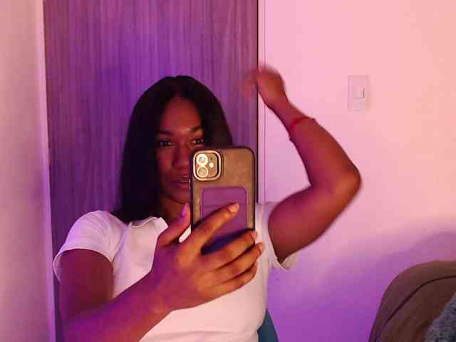 ReginaCorleone webcam