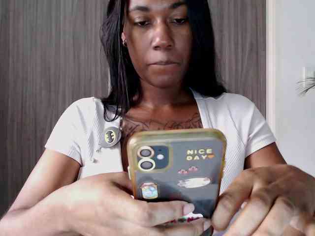 ReginaCorleone webcam