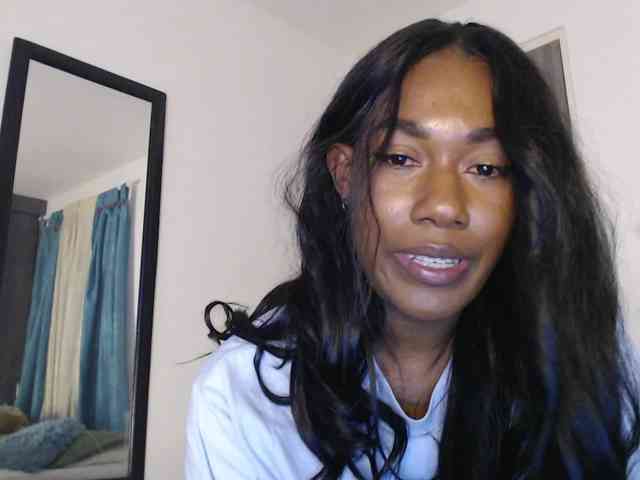 ReginaCorleone webcam
