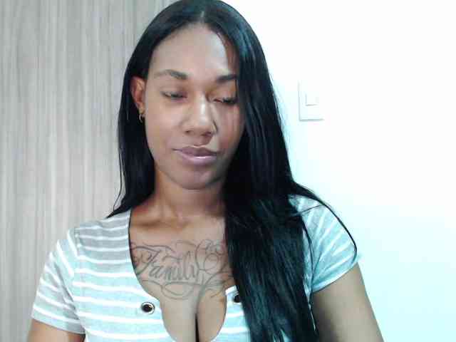 ReginaCorleone webcam