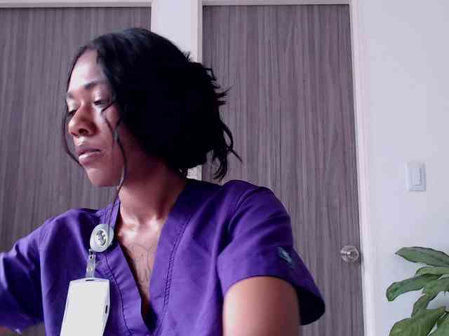 ReginaCorleone webcam