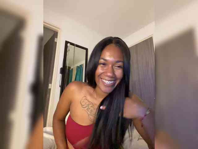 ReginaCorleone webcam