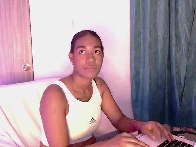 ReginaCorleone webcam