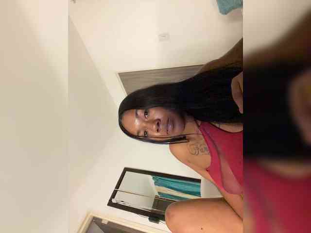 ReginaCorleone webcam
