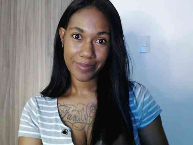 ReginaCorleone webcam