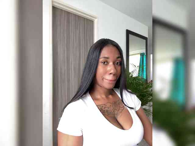 ReginaCorleone webcam