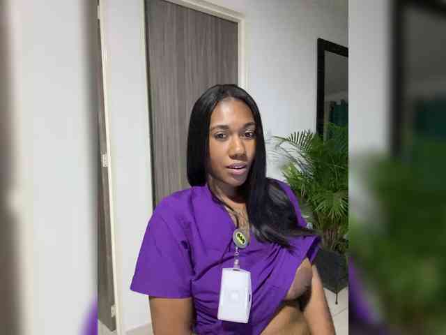 ReginaCorleone webcam