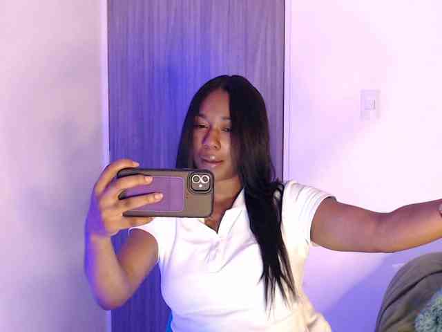 ReginaCorleone webcam