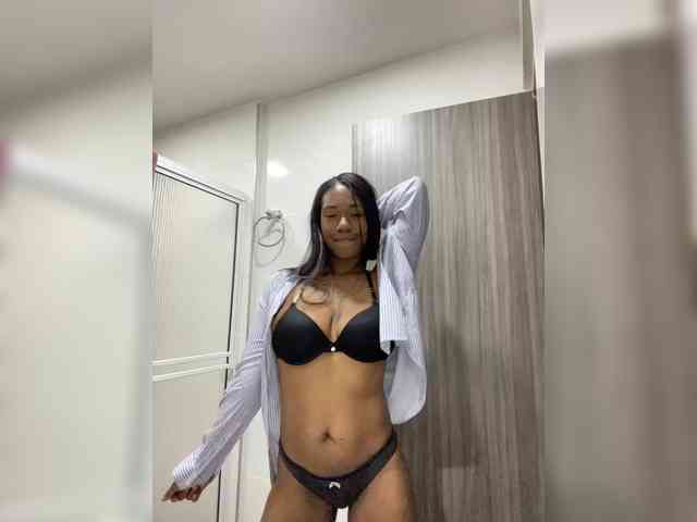 ReginaCorleone webcam