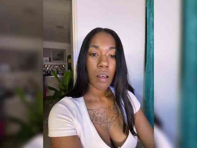 ReginaCorleone webcam