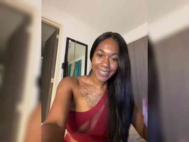 ReginaCorleone webcam