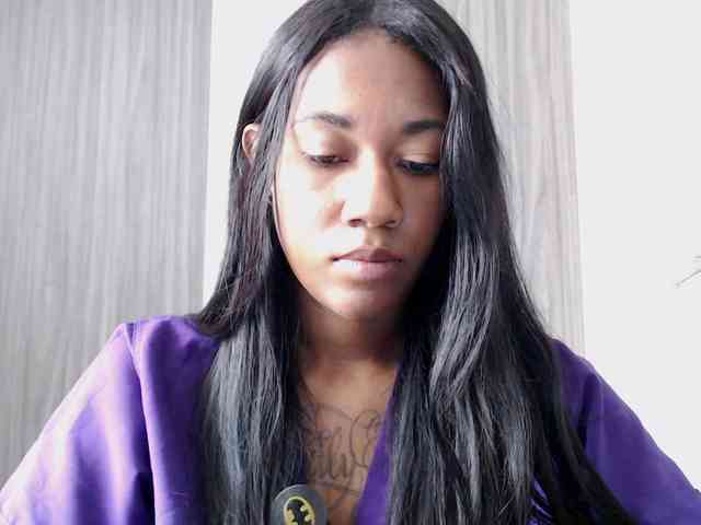 ReginaCorleone webcam