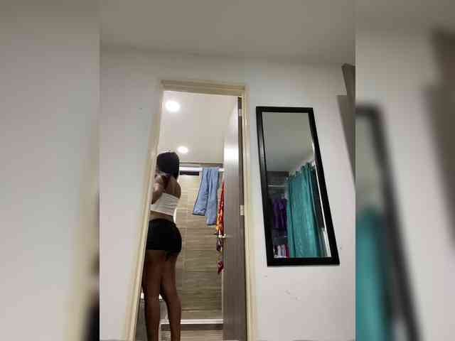 ReginaCorleone webcam