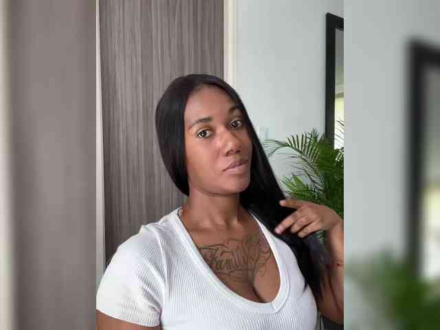 ReginaCorleone webcam