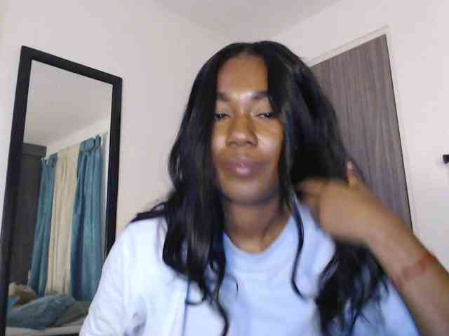 ReginaCorleone webcam