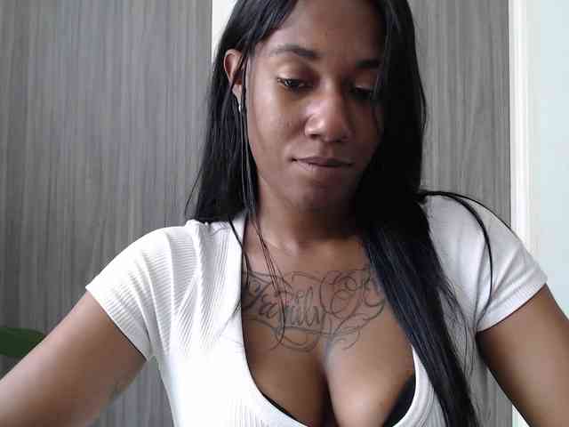 ReginaCorleone webcam