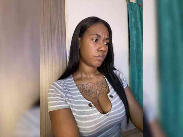 ReginaCorleone webcam