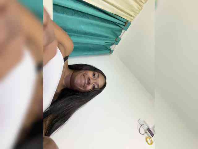 ReginaCorleone webcam