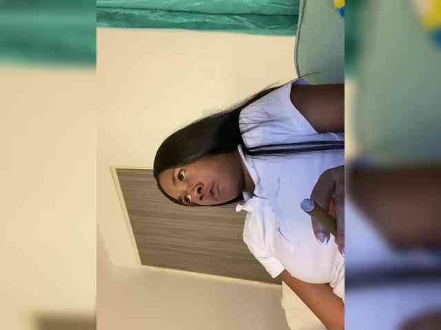 ReginaCorleone webcam