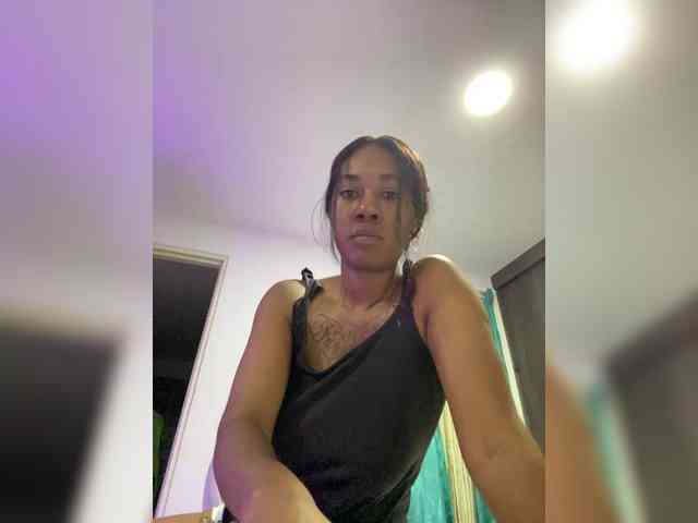 ReginaCorleone webcam
