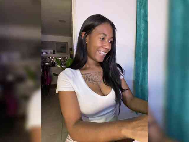 ReginaCorleone webcam