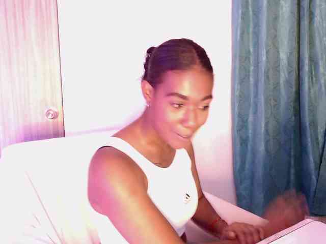 ReginaCorleone webcam