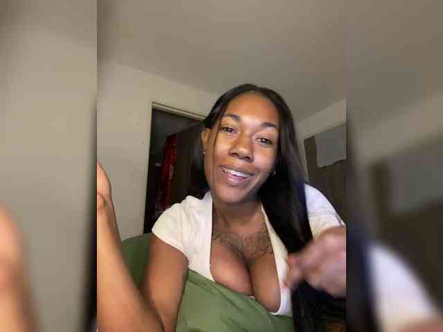 ReginaCorleone webcam