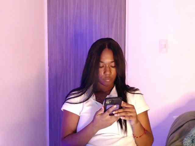 ReginaCorleone webcam