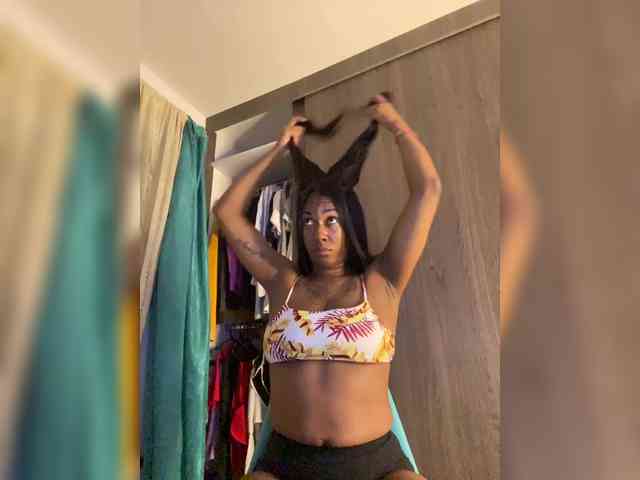 ReginaCorleone webcam