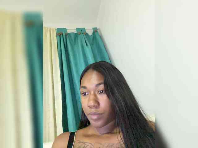 ReginaCorleone webcam