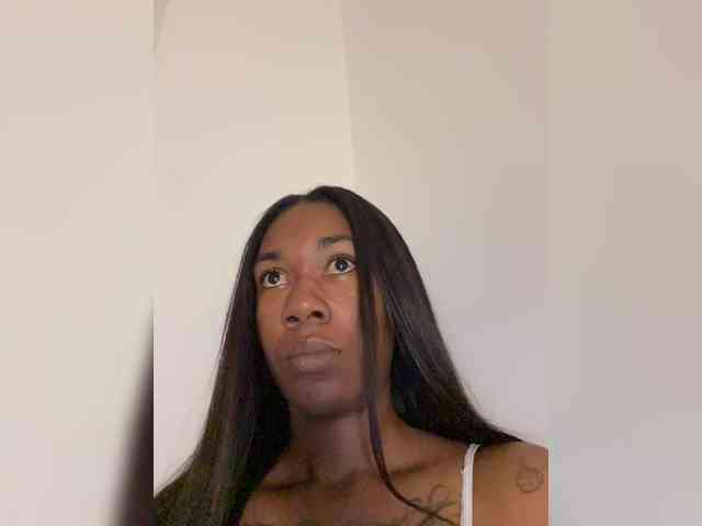 ReginaCorleone webcam