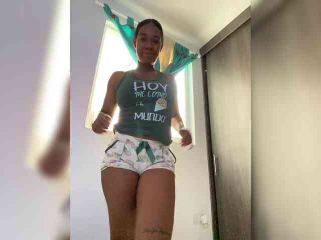 ReginaCorleone webcam