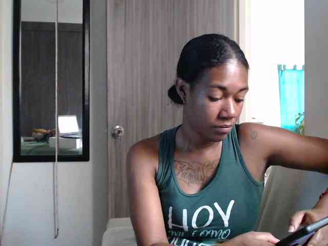 ReginaCorleone webcam