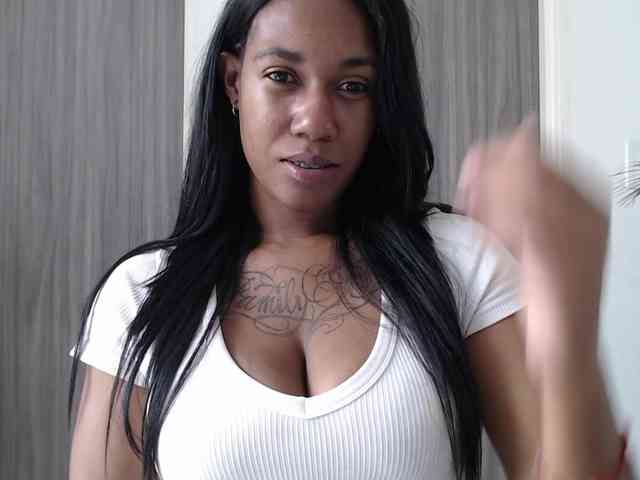 ReginaCorleone webcam