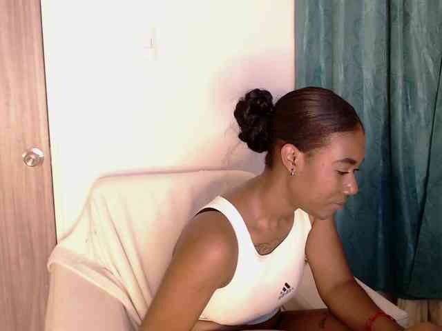 ReginaCorleone webcam