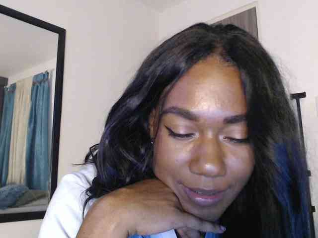 ReginaCorleone webcam
