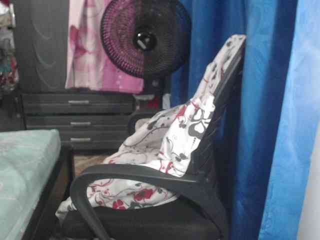 adrianamilf44 webcam