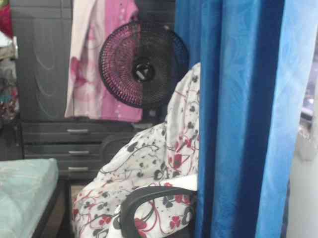 adrianamilf44 webcam