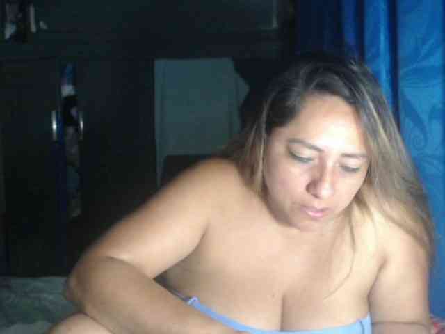 adrianamilf44 adrianamilf44