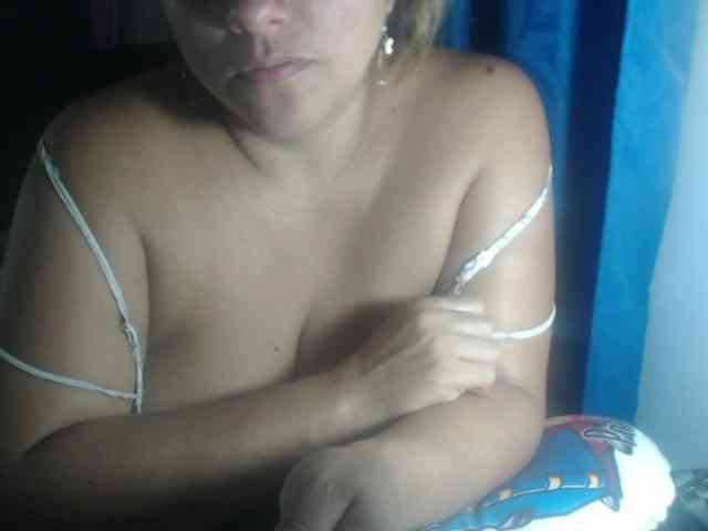 adrianamilf44 webcam