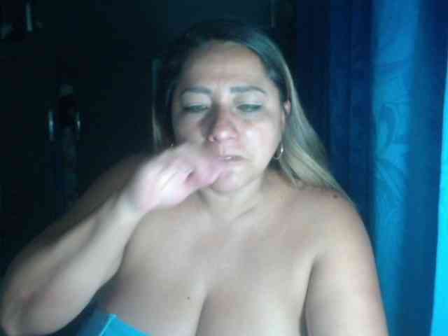 adrianamilf44 adrianamilf44