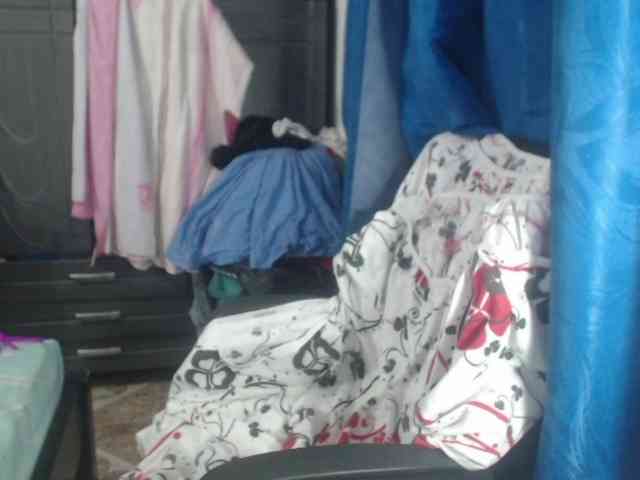 adrianamilf44 webcam