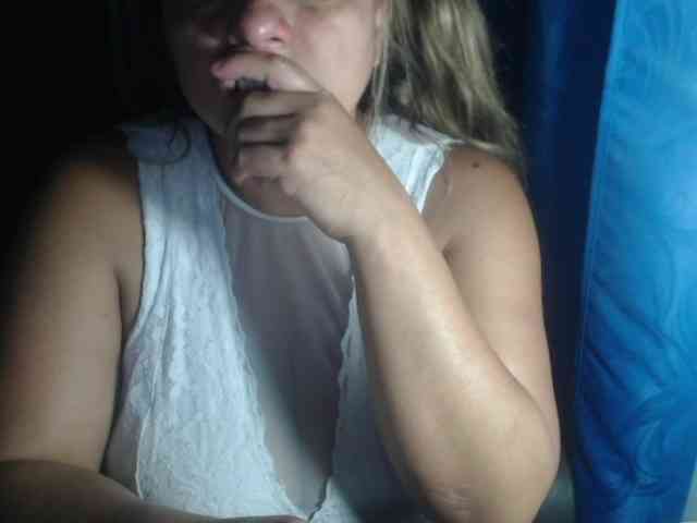 adrianamilf44 webcam