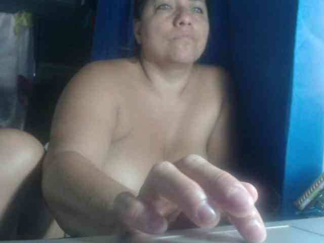 adrianamilf44 webcam