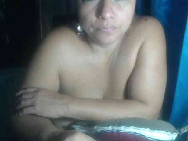 adrianamilf44 webcam