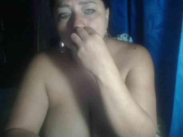 adrianamilf44 webcam