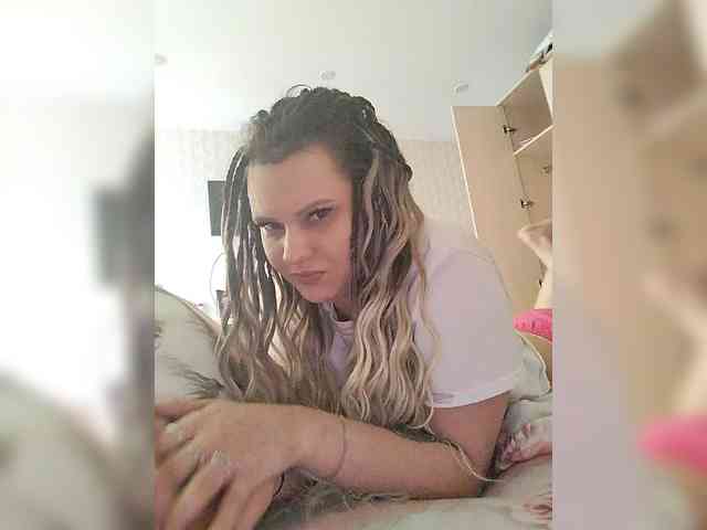 Gromik123rus Live Webcam on BongaCams