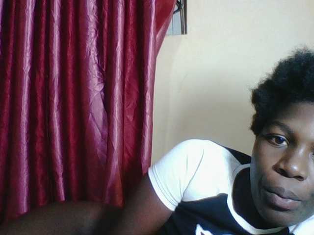 CuteVicky webcam bongacams model stream image